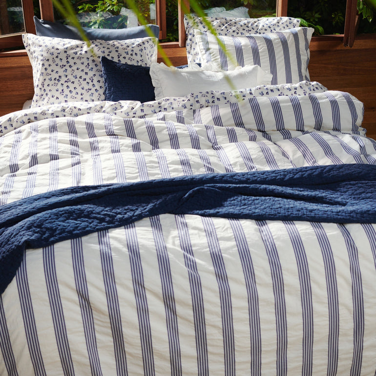 Pure 98 Queen Duvet Set