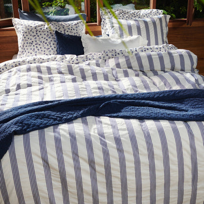 Pure 98 Queen Duvet Set