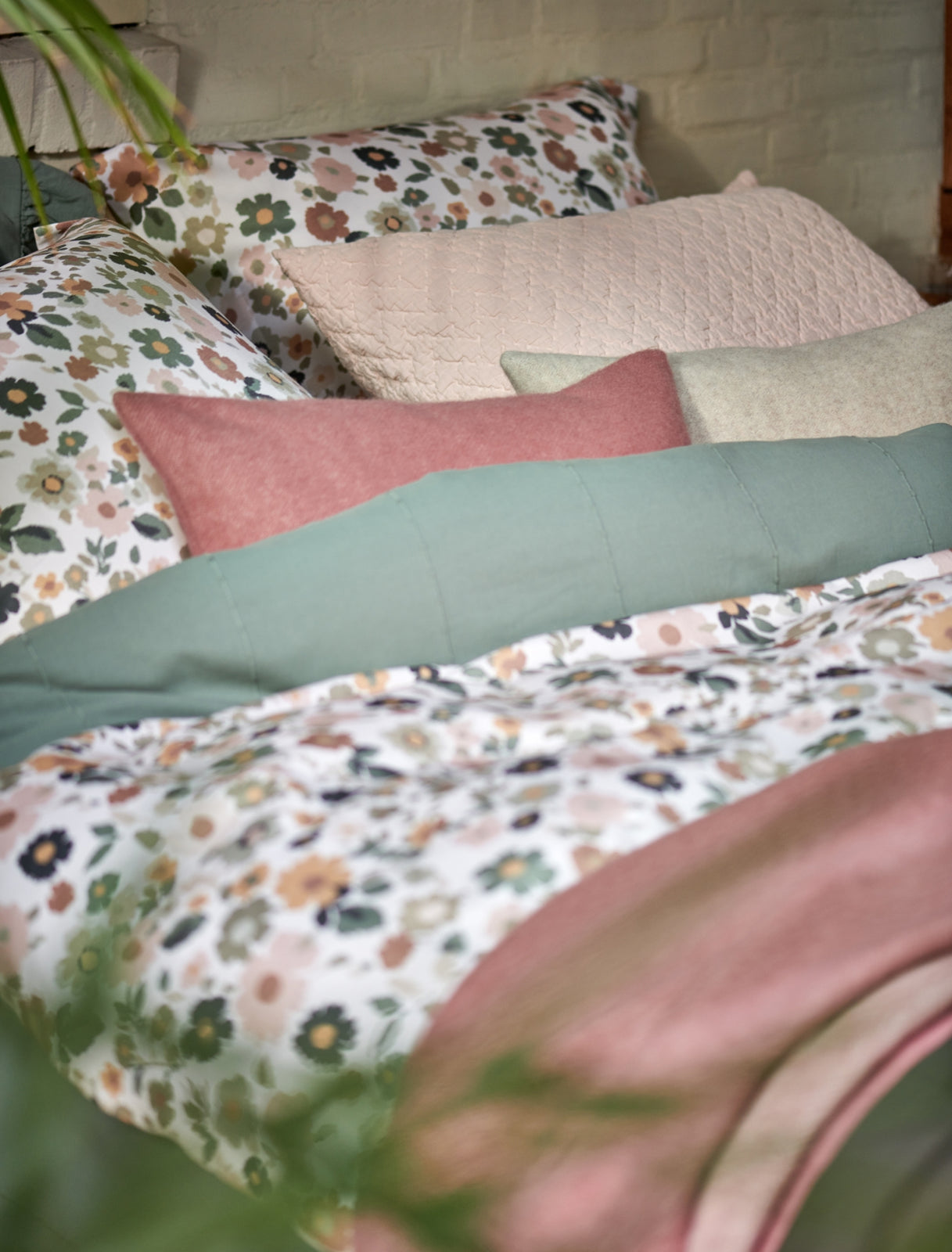 Folienne Queen Duvet Set